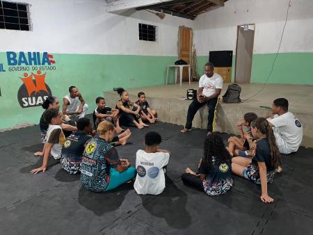 Capoeira como Ferramenta de Inclusão Social e Valorização Cultural